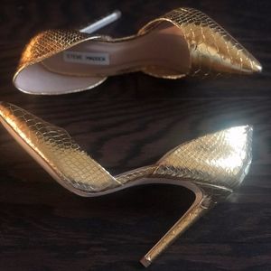STEVE MADDEN GOLD SNAKE HEELS- SZ 8